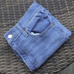 Levi’s High Waisted skinny jeans Size 27